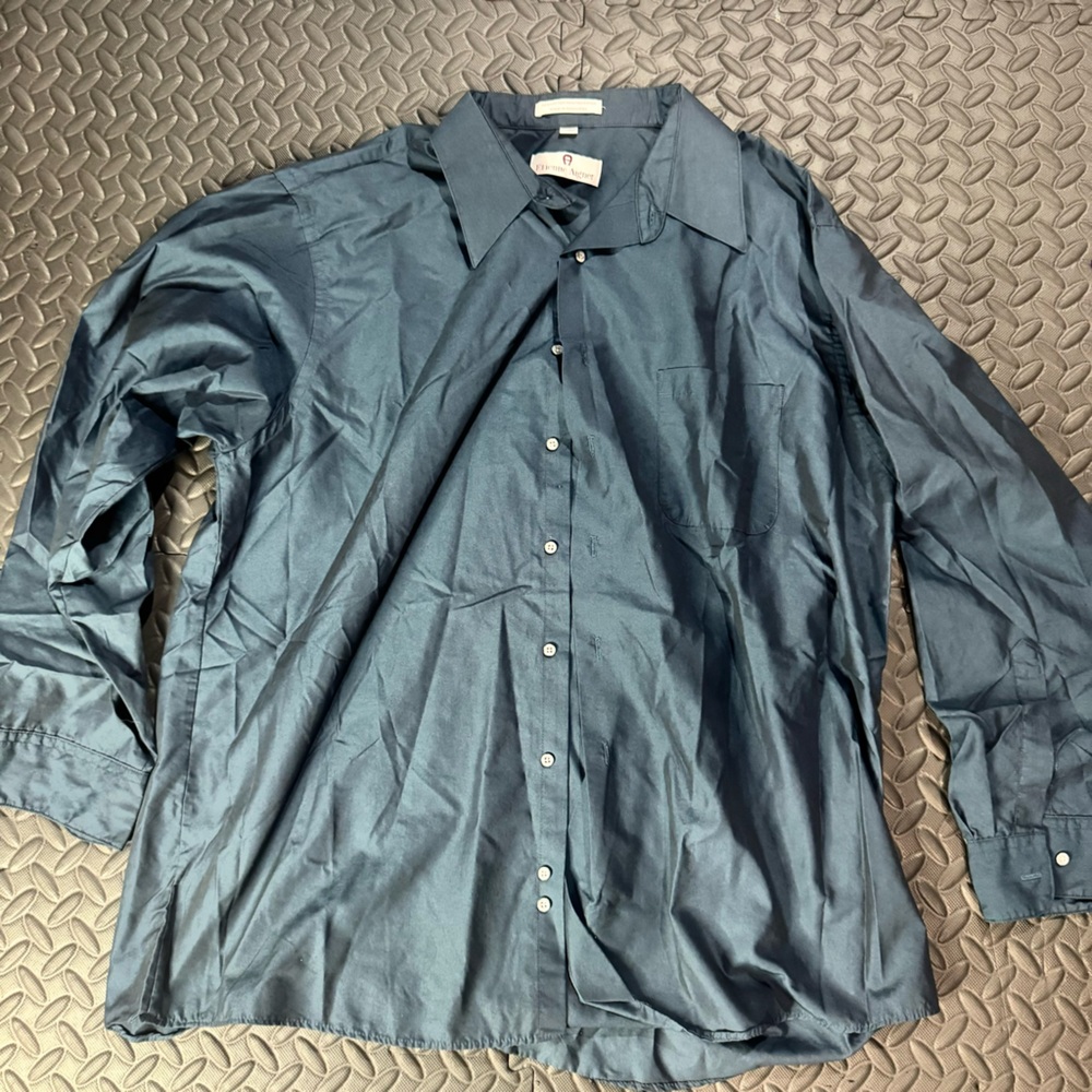 Etienne Aigner men’s size 18 34/35 xl button down blue shirt